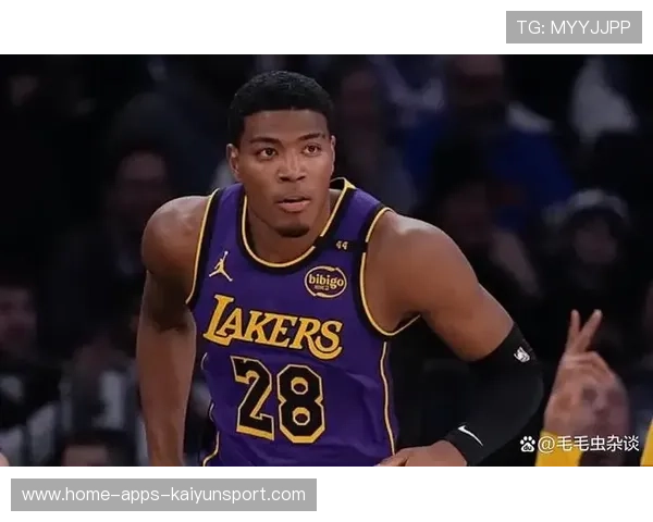 湖人队士气振奋，准备迎战季后赛，湖人队下赛季